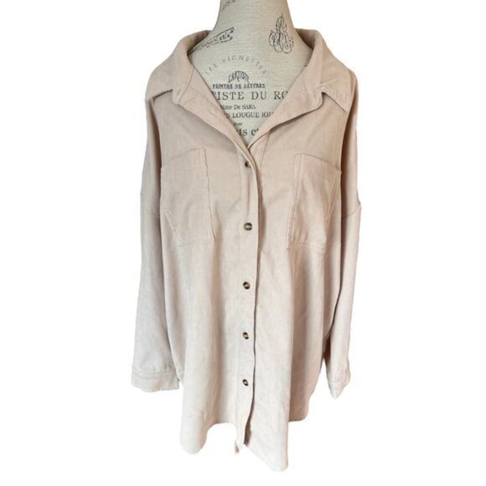 Cisono outerwear ribbed button down. Beige, 2 pocket oversized fit size Large